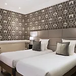 Elysees Hotel