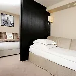 Elysees Hotel 3*