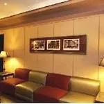 Elysees Hotel 3*