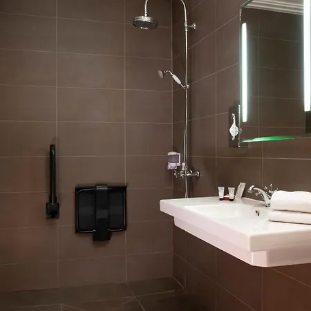 Elysées Hotel 3*